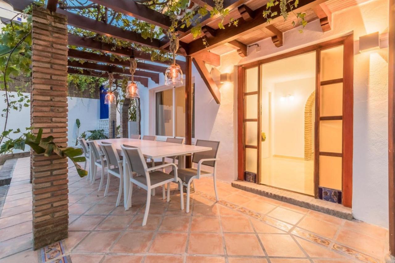 Arcadia - Avenida 28 De Adelfas 29680 Estepona, Malaga Villa